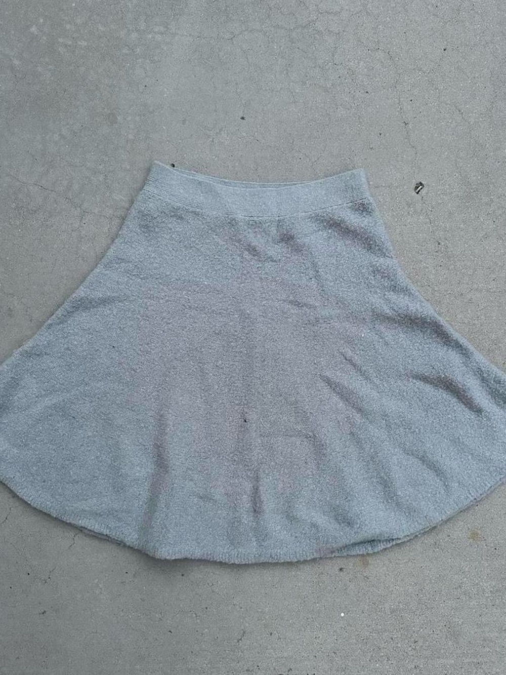 BCBGMaxAzria Light Gray Circle Skirt